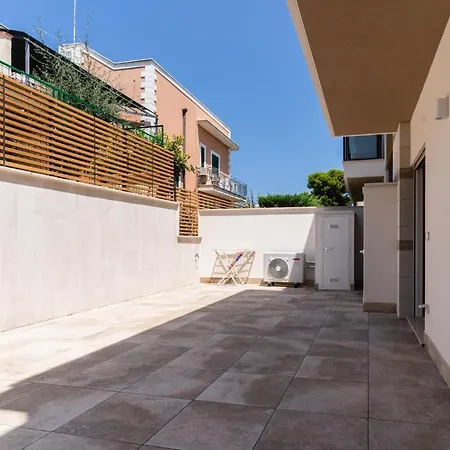 Dimora Con Terrazzo Vista Mare 아파트